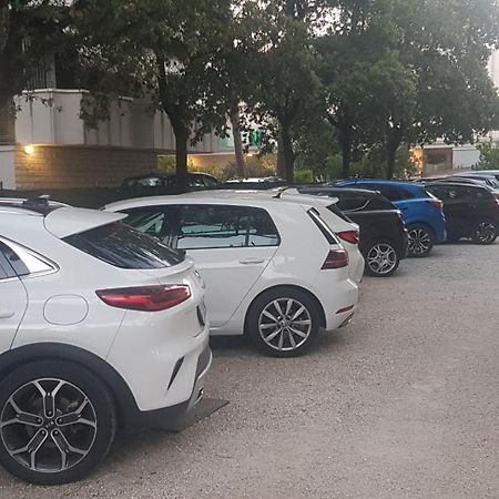 מילאנו מריטימה Hotel Monaco - Parcheggio Incluso Min 2 Gg מראה חיצוני תמונה