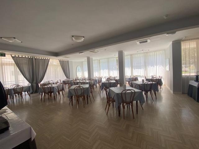 מילאנו מריטימה Hotel Monaco - Parcheggio Incluso Min 2 Gg מראה חיצוני תמונה