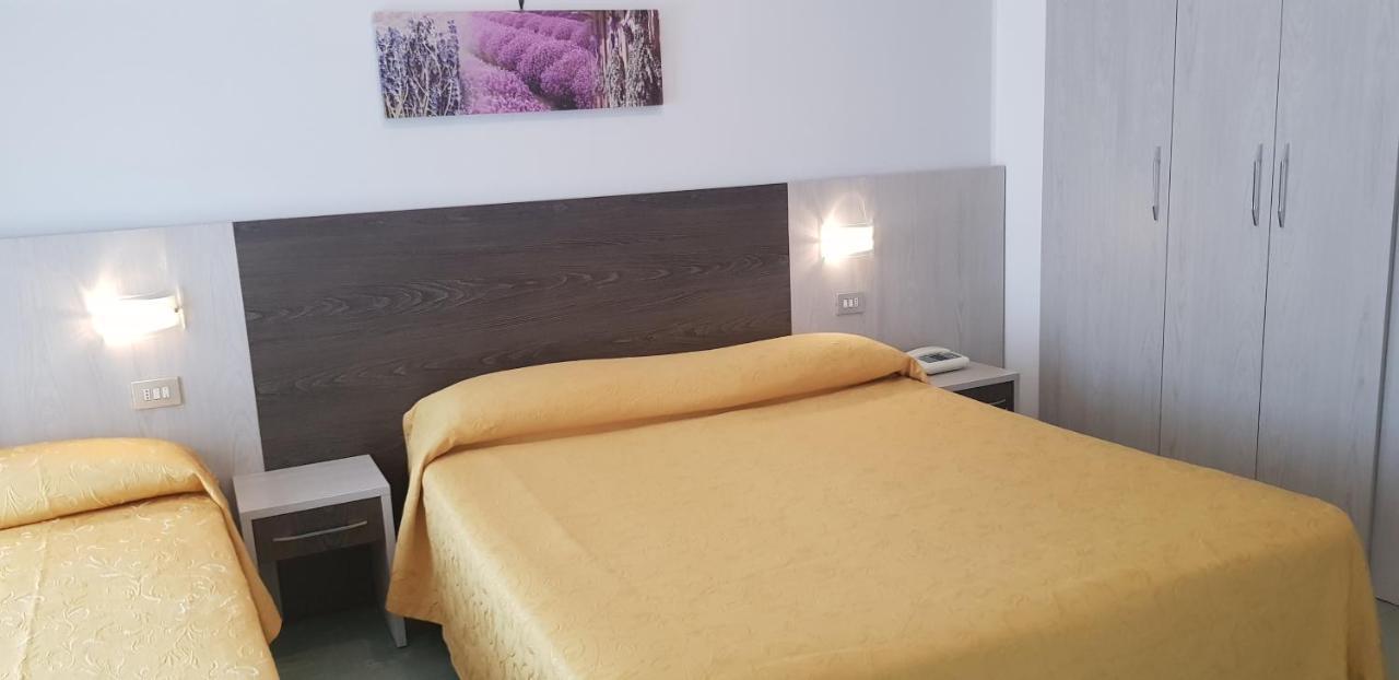 מילאנו מריטימה Hotel Monaco - Parcheggio Incluso Min 2 Gg מראה חיצוני תמונה