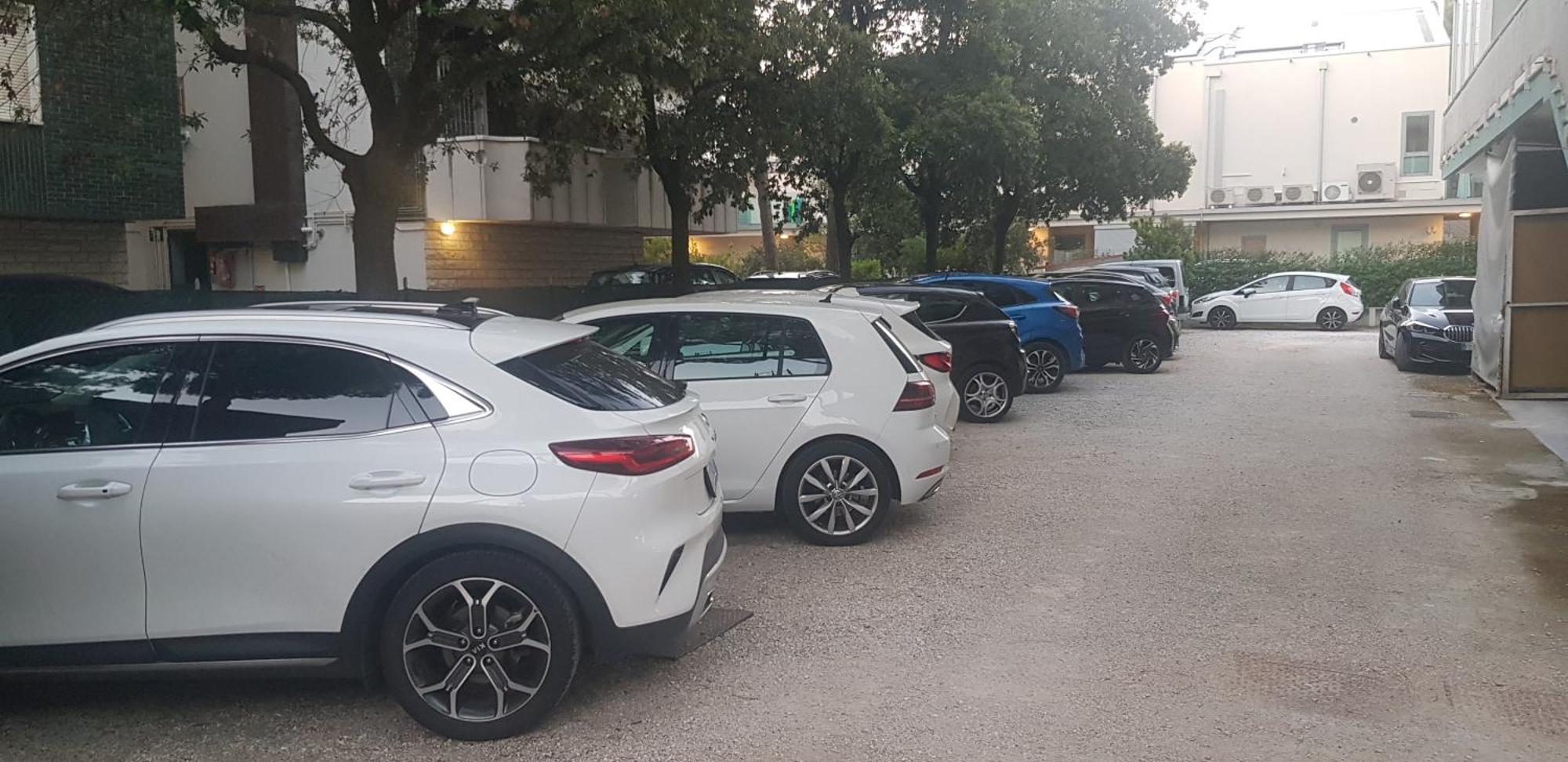 מילאנו מריטימה Hotel Monaco - Parcheggio Incluso Min 2 Gg מראה חיצוני תמונה