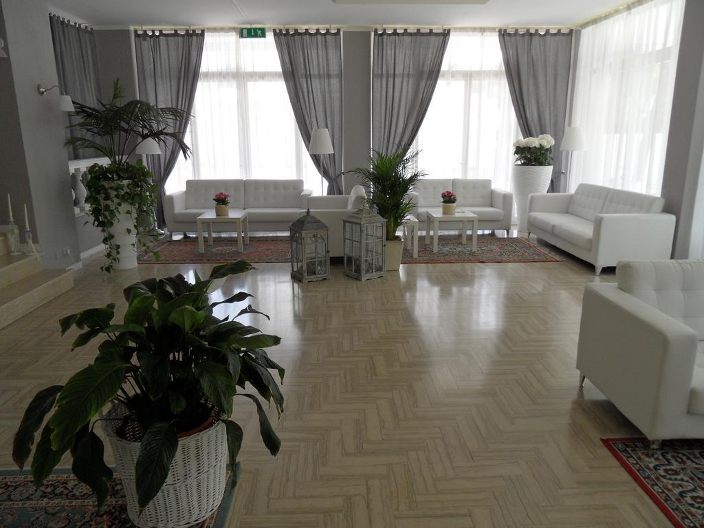 מילאנו מריטימה Hotel Monaco - Parcheggio Incluso Min 2 Gg מראה חיצוני תמונה