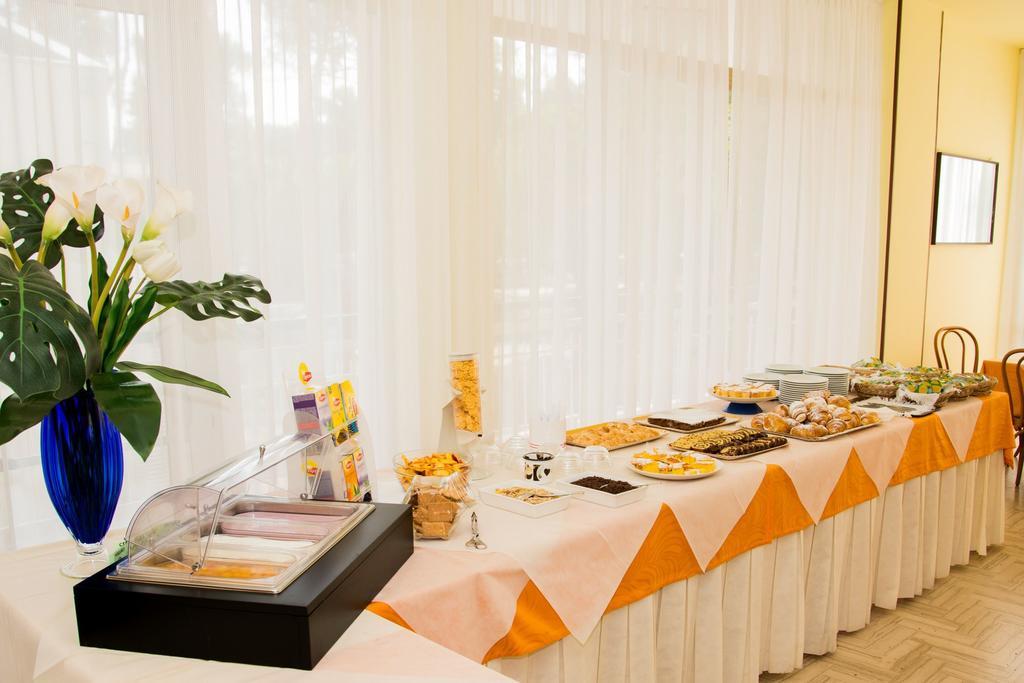 מילאנו מריטימה Hotel Monaco - Parcheggio Incluso Min 2 Gg מראה חיצוני תמונה